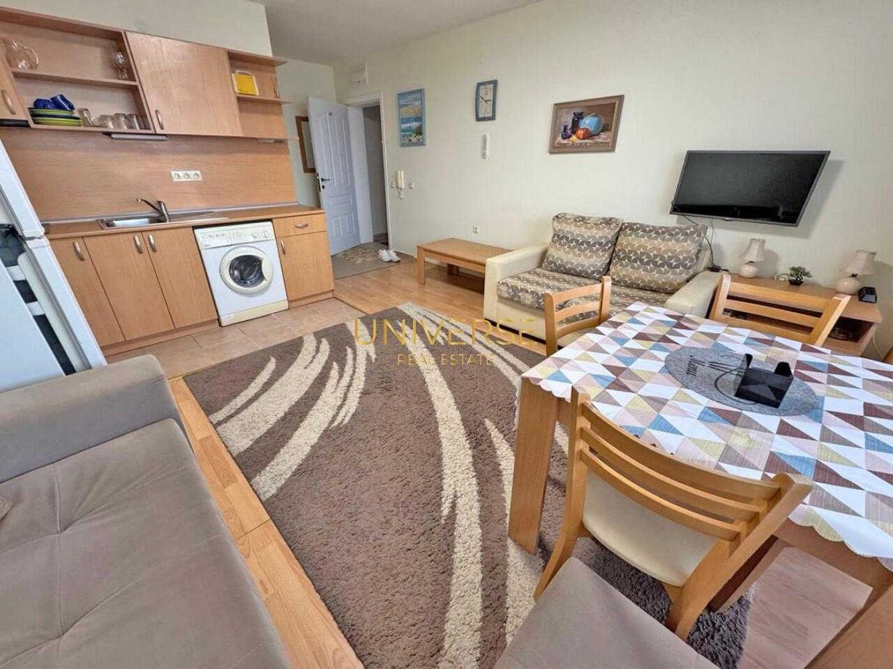 Продава се Двустаен апартамент в Свети Влас - 72 кв.м за 1063 €/кв.м - Снимка #3