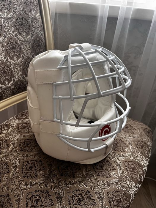 Продам шлем карате Кекушинкай