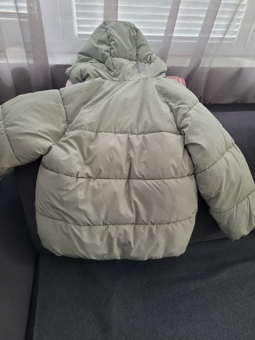 Яке Zara  бледо зелено с качулка