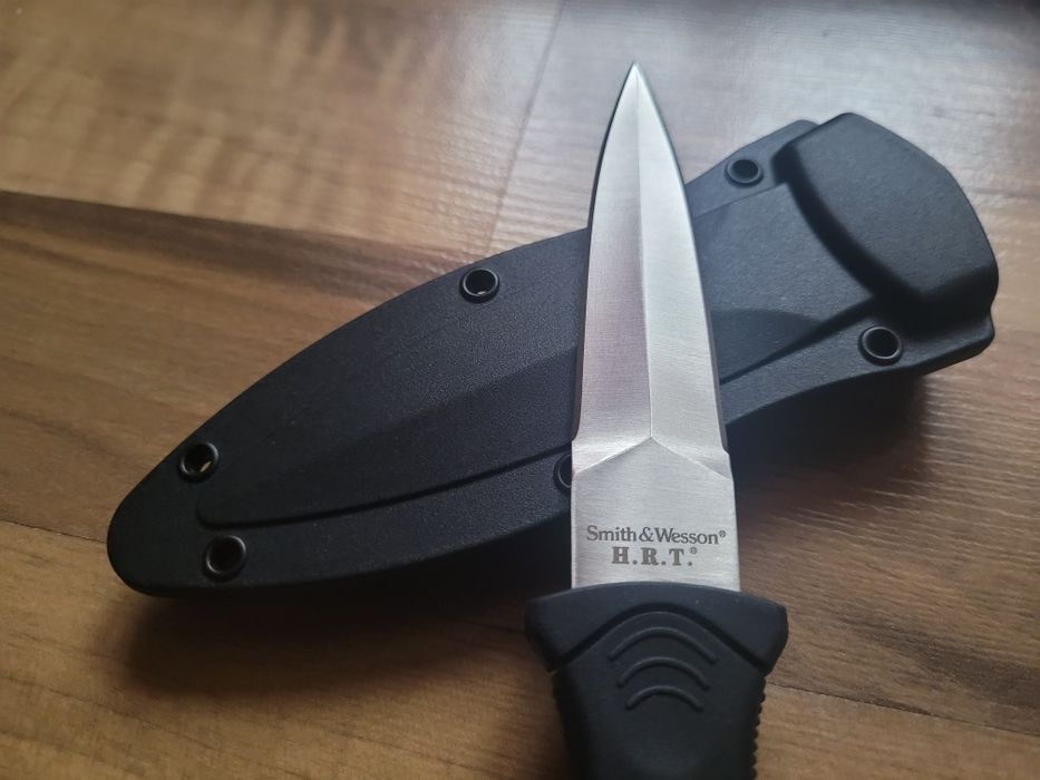 Cuțit Smith & Wesson SWHRT3