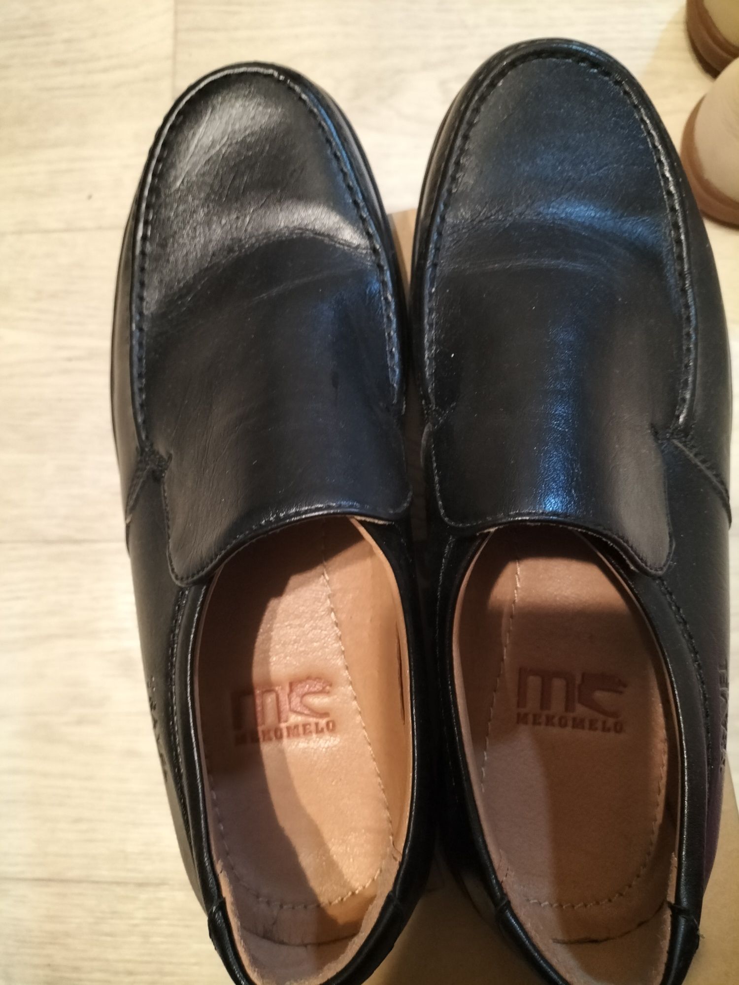 Продам туфли мужские р 41-42бу