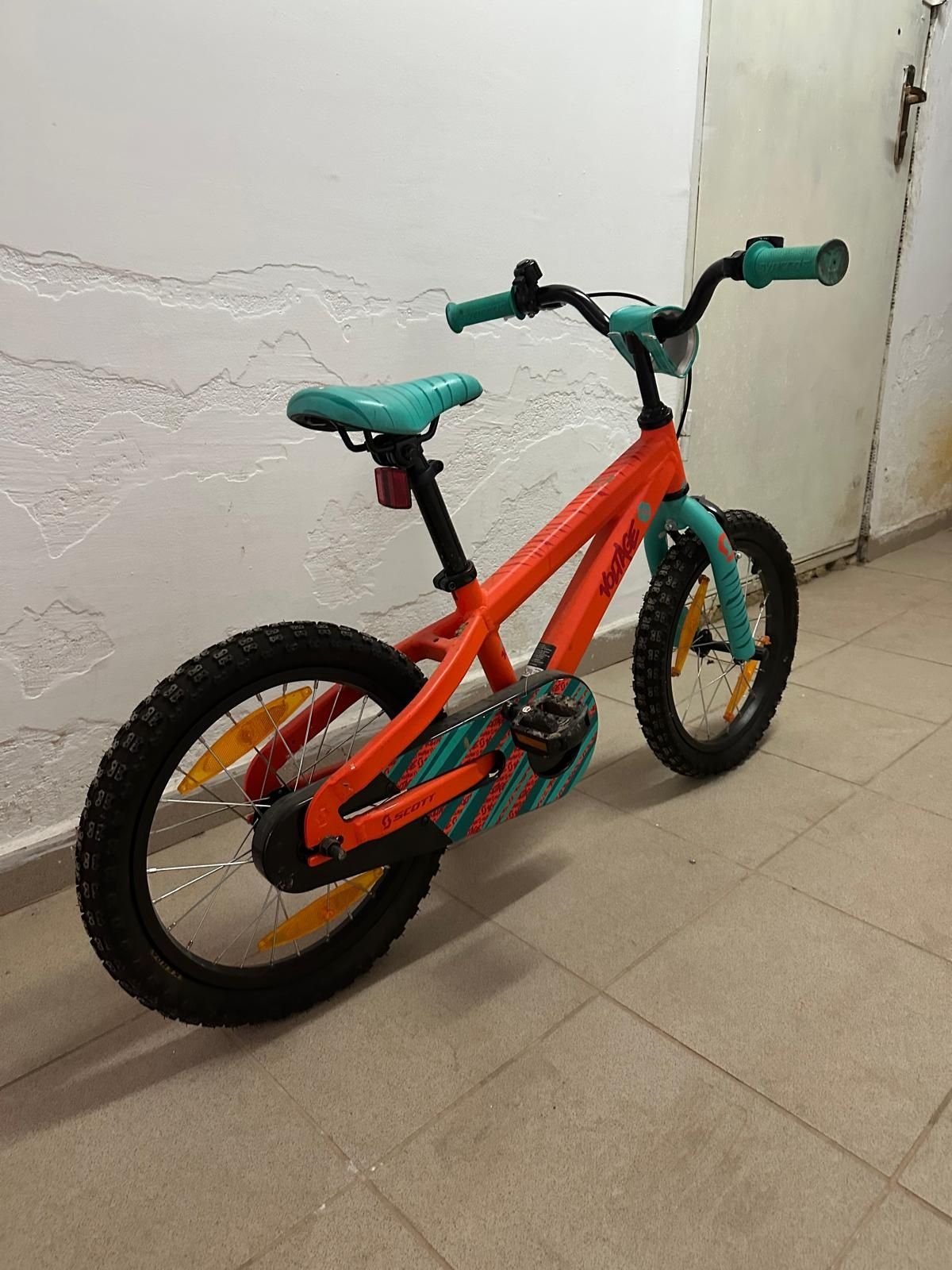 Vând bicicleta Scott Voltage 5+