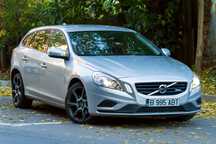 Volvo V60 D3 R-Design – 2.0 Diesel | Automata | 5 pistoane