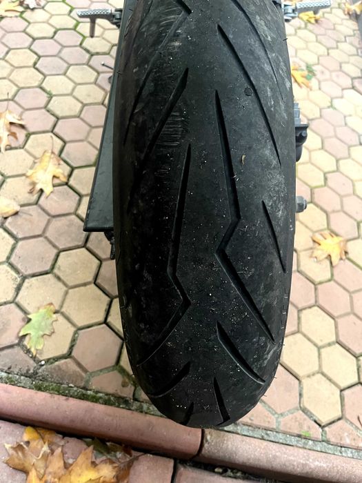 Motocicleta Honda CB125R (A1)