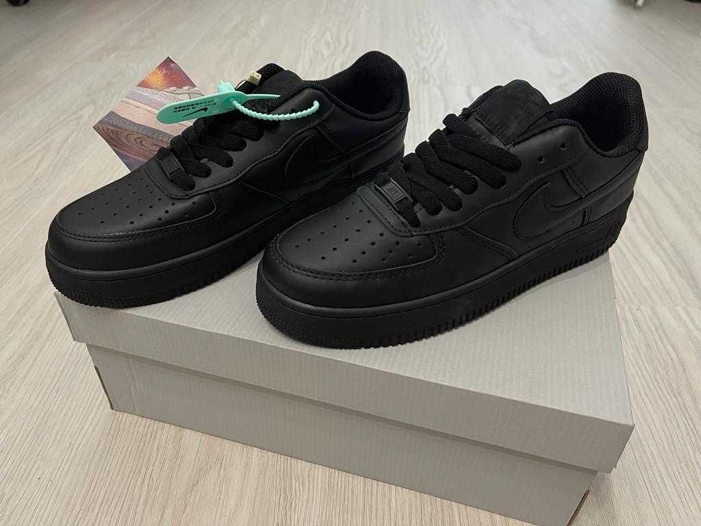 Adidasi UNISEX Nike Air Force 1 Triple Black | Noi