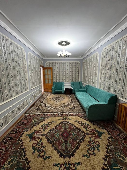 СВОЯ в долгосрочную аренду 2/1/4 около метро БИЙ со свежим ремонтом.