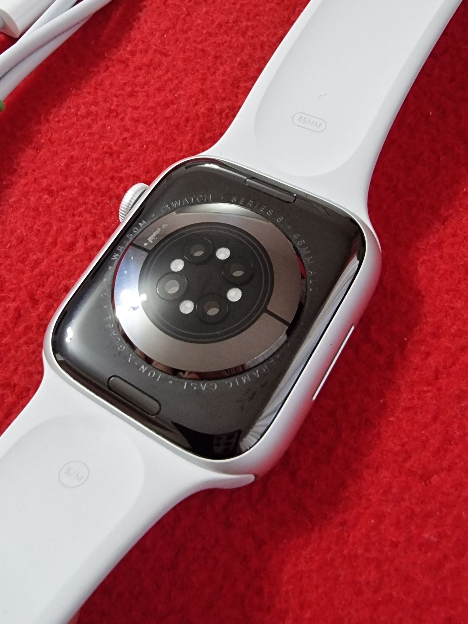 APPLE Watch Series 8, GPS, 45mm Silver Aluminium Case, Garantie Apple.