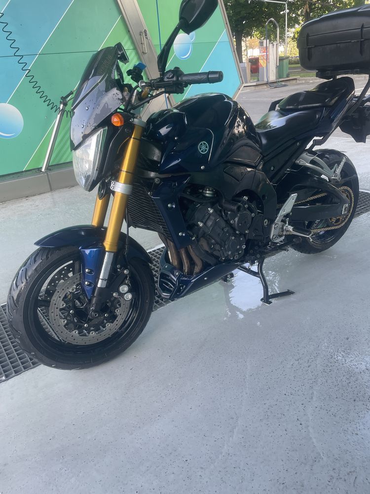 Yamaha FZ1 2010 (150 CP)
