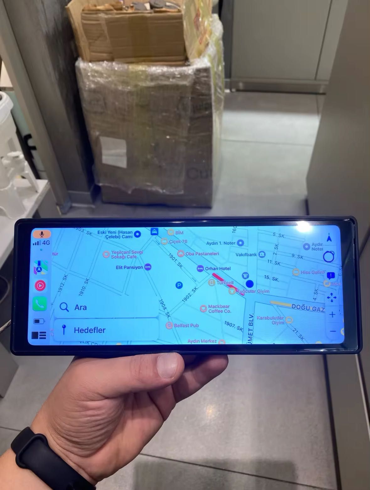 Navigații UNIVERSALE Auto 10.2 INCH / Android Auto Și Apple CarPlay
