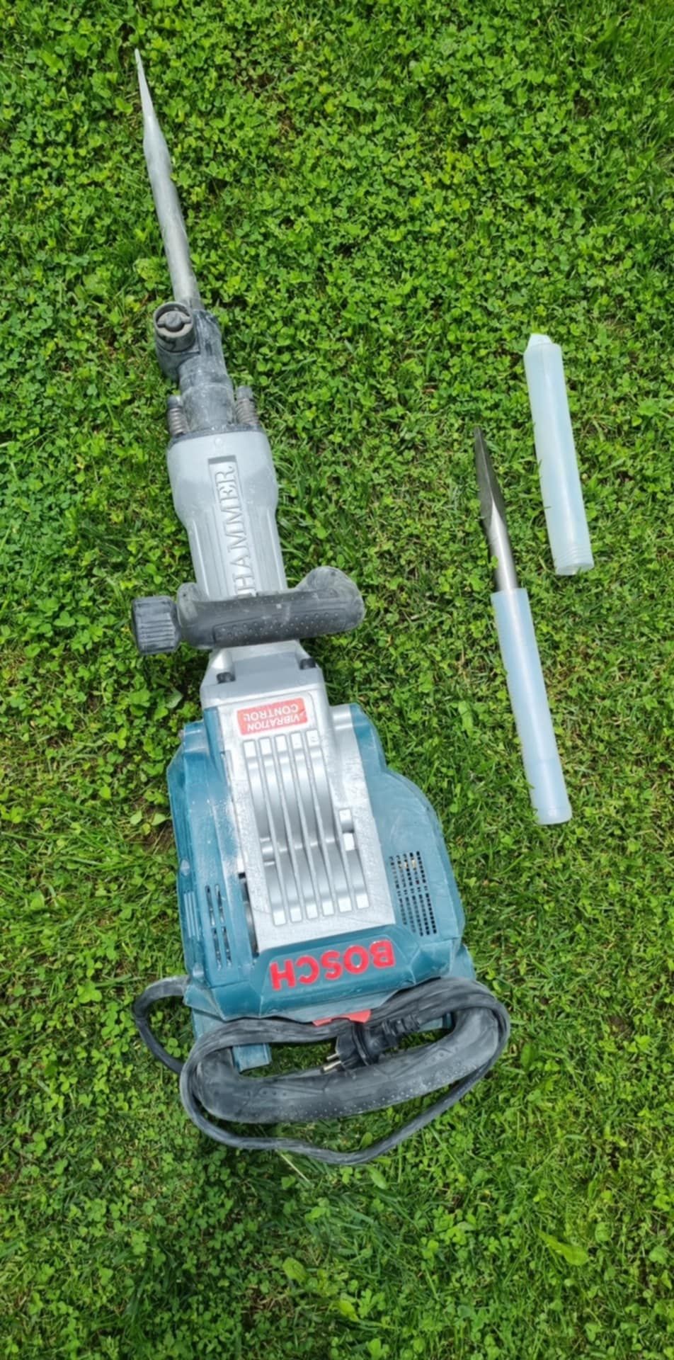 Електрически къртач Bosch GSH 16-30 PROFESSIONAL, 1750 W, 41 J