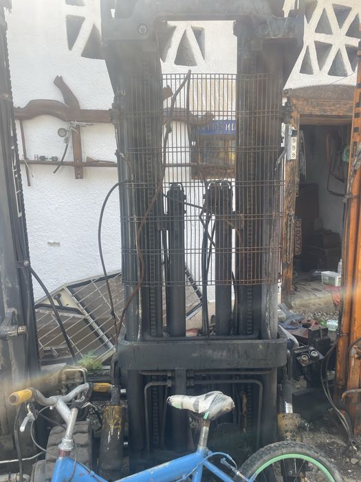 Stivuitoare pentru tractor mai multe bucati