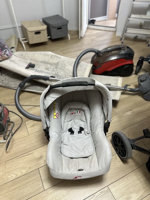 Манеж, автокресло,тумба, 2 коласка,одеял,простыинь.