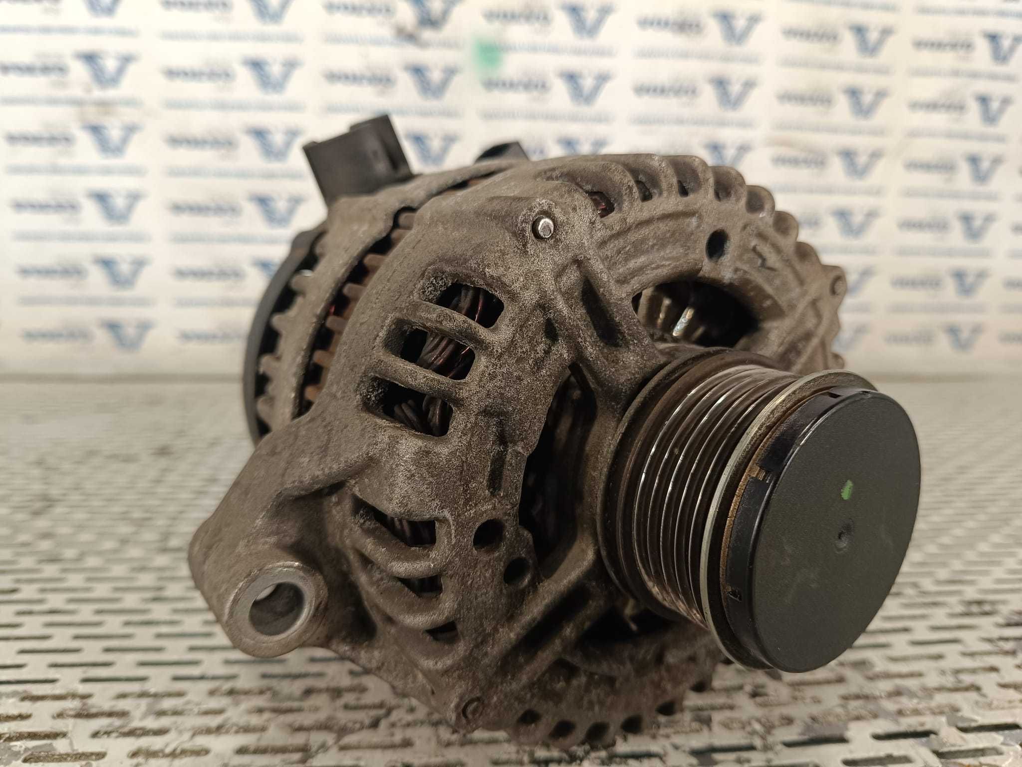 Alternator 2.4D5 E4 Volvo C30, S70, S40, V50, C70  30773111