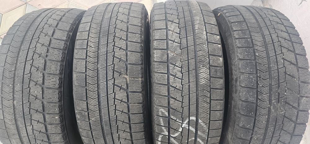 Продам шины Bridgestone