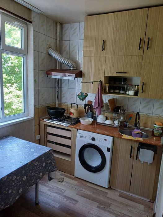 Квартира сотилади 3 хоналиг