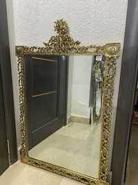 Oglinda cu rama din bronz masiv