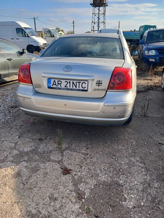 Vand Toyota Avensis II 2.0 D-4Diesel (116 CP), An 2004, 235000km