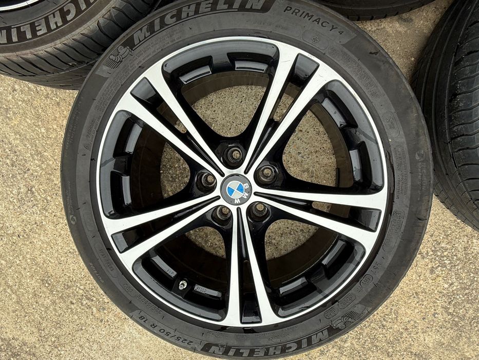 Jante Bmw Serie 3 4 5/225 50 18/Michelin/Dot 23/BI color