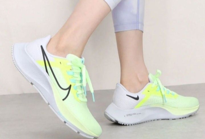Nike Air Zoom Pegasus 38 дамски маратонки номер 39