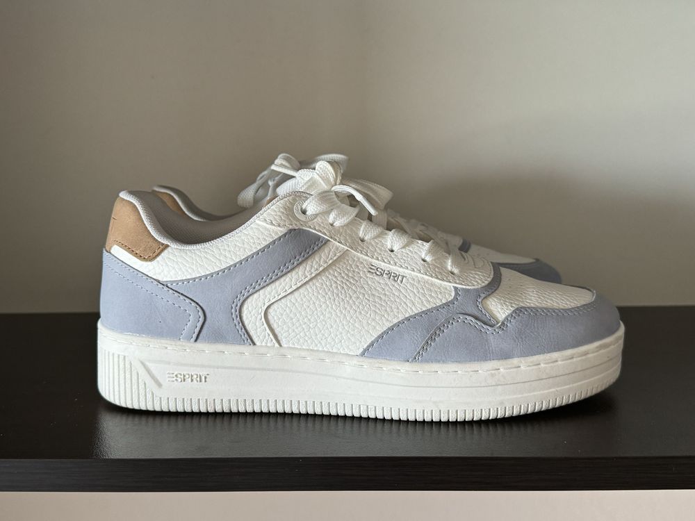 Esprit 40номер 25см Стелка Като Нови