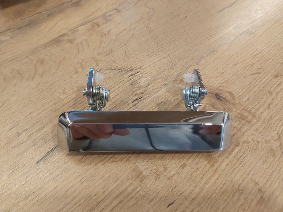 Maner usa Suzuki Samurai