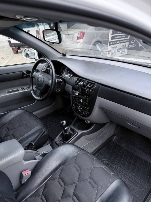 Chevrolet Gentra 2015 (mexanika) — ideal holatda