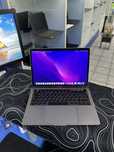 Macbook Pro Core i5 2017года 8ГБ/512ГБ в хорошем состоянии