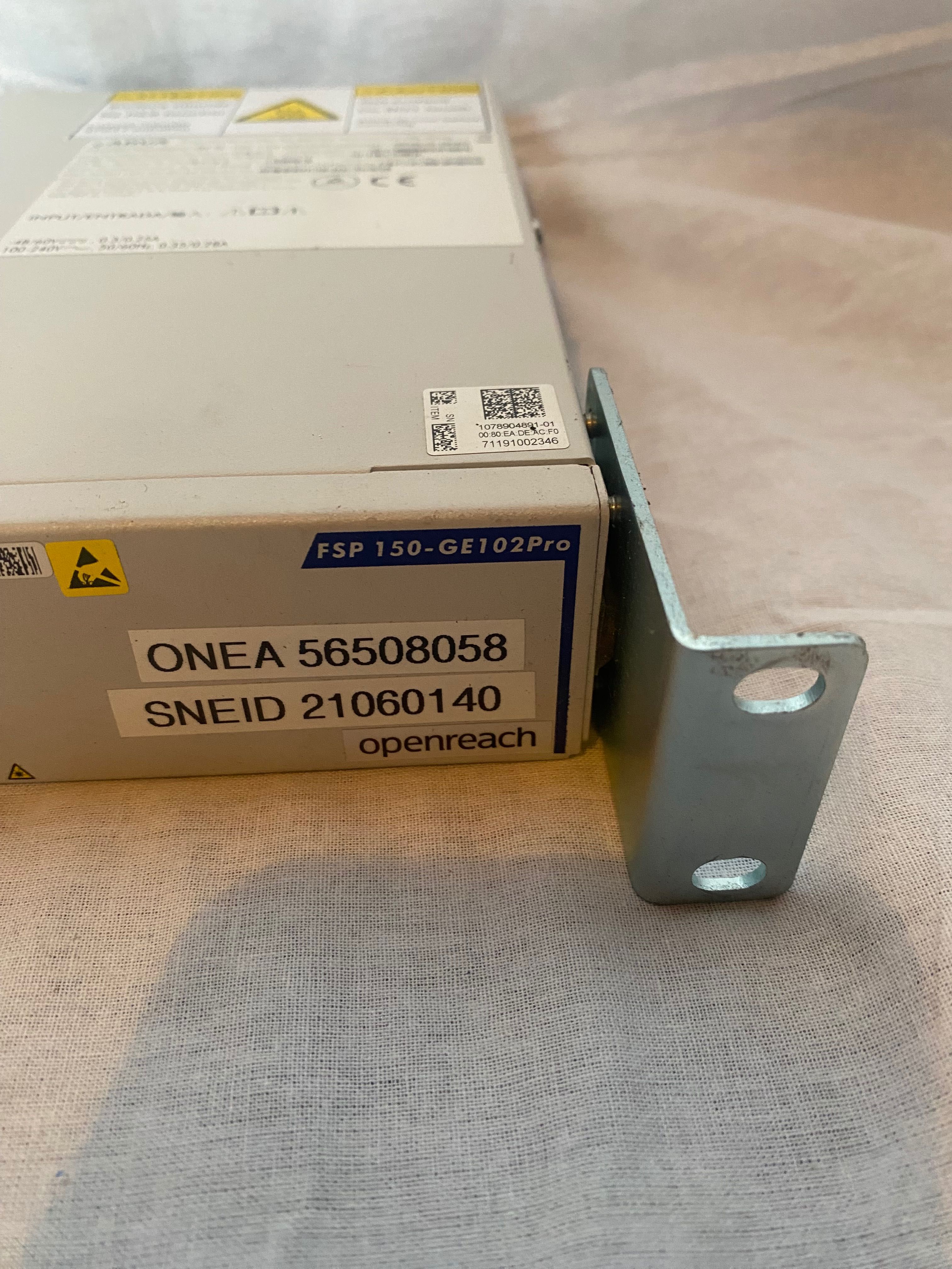 Adva fsp 150 с захранващ кабел