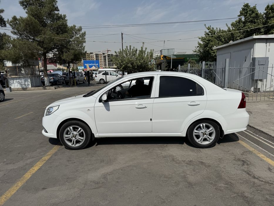 Nexia 3 2021 vekupkaga beriladi
