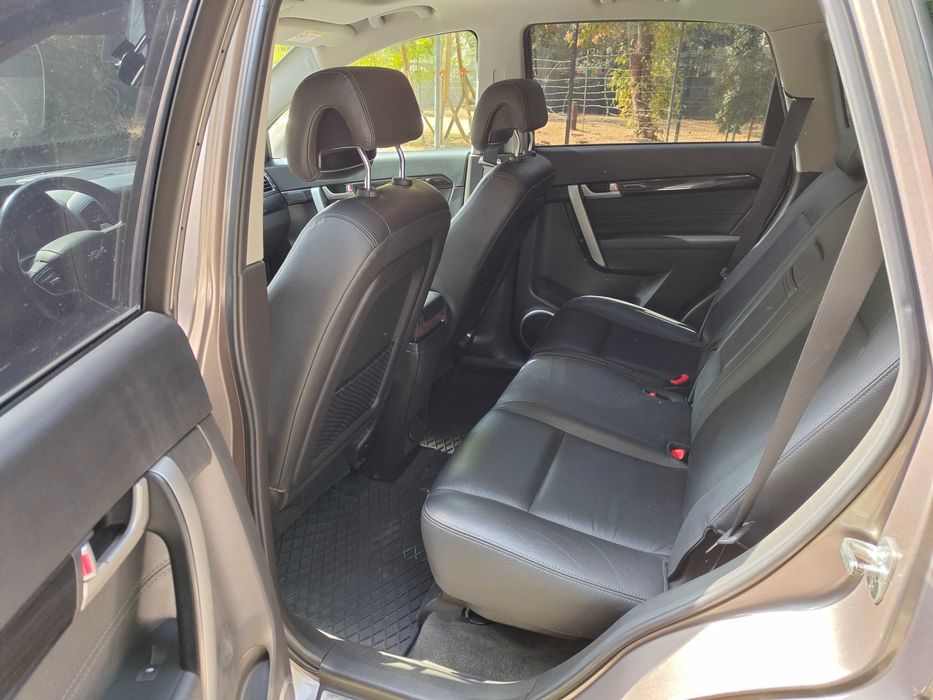 Продам Chevrolet Captiva 3/4