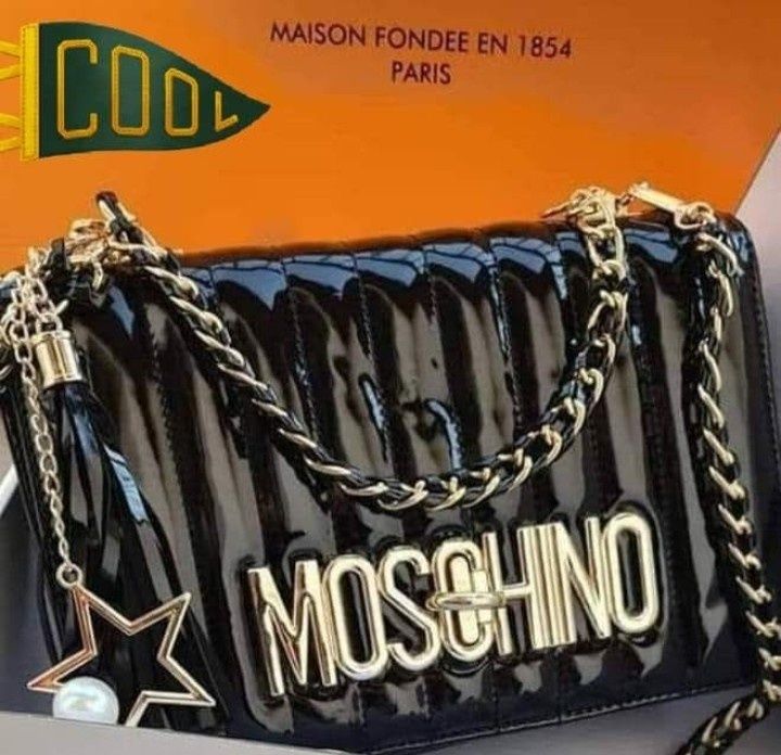 Set Moschino (geanta +curea),logo metalic, import Italia