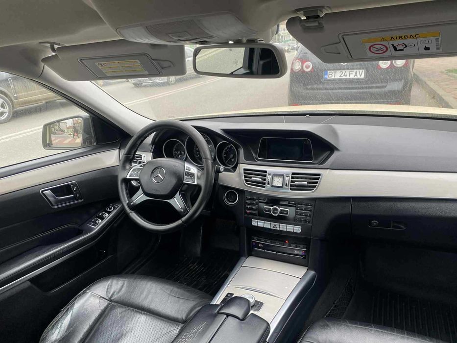 Vand  Mercedes E200 W212