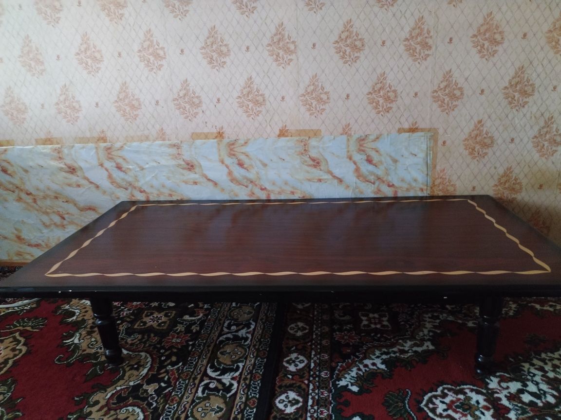 Продаю стол + хонтахта