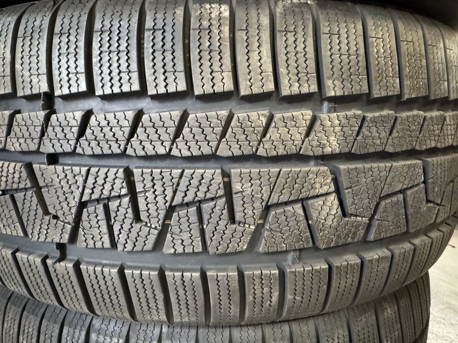 Зимни гуми 255/45/18