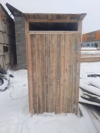 Уличные туалеты деревянные