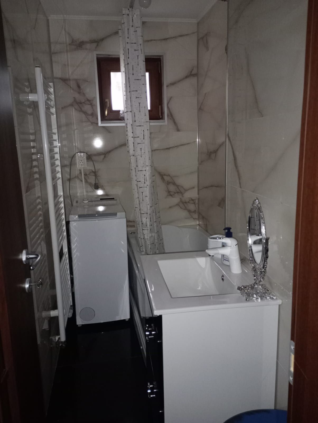 Apartament cu 2 camere de închiriat