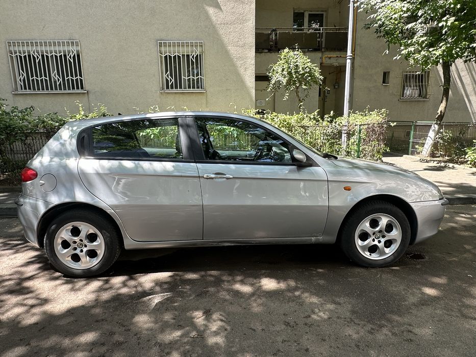 Alfa romeo 147 , 1.6 benzina
