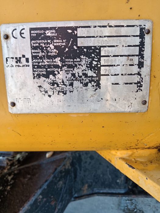 Excavator miniexcavator komatsu 11tone an 2000