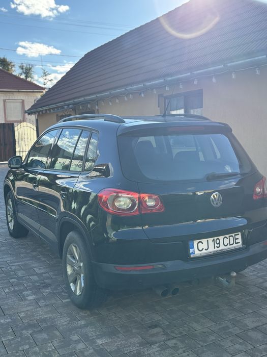 Vând VW Tiguan.