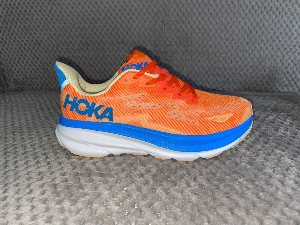 Adidasi alergare Hoka Clifton 9 nr 40 si 41 1/3