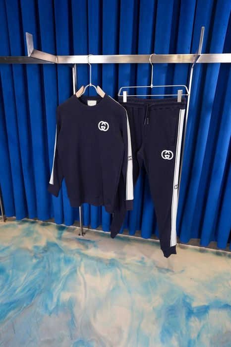 Мъжки екипи различни модели