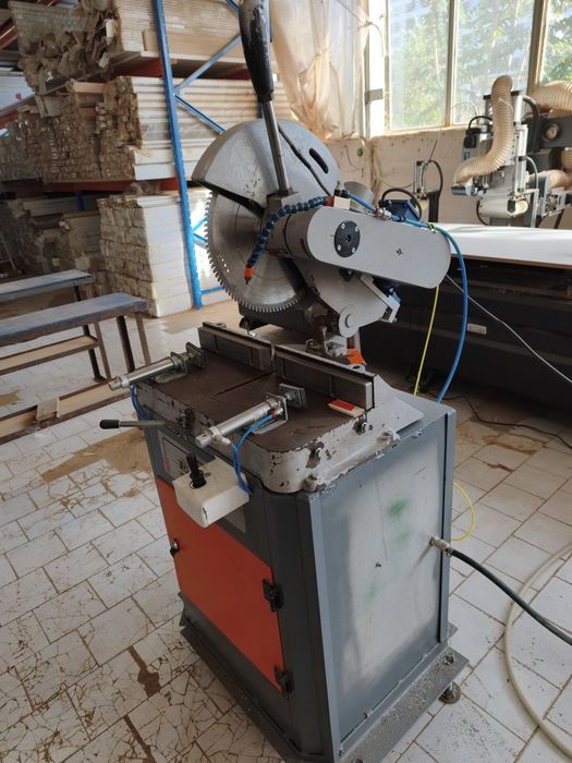 Циркуляр едноглав PVC