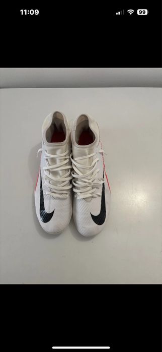 Ghete de fotbal nike