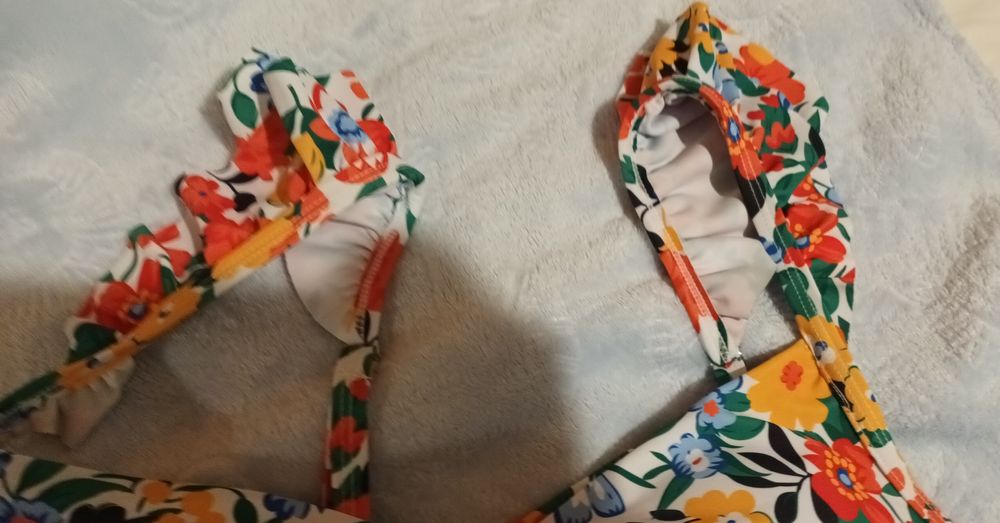 Costum de baie cu talie inalta marime mare XXL