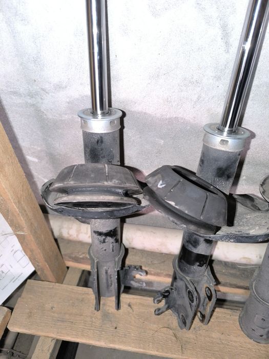 Amortizator Lasetti Jentra