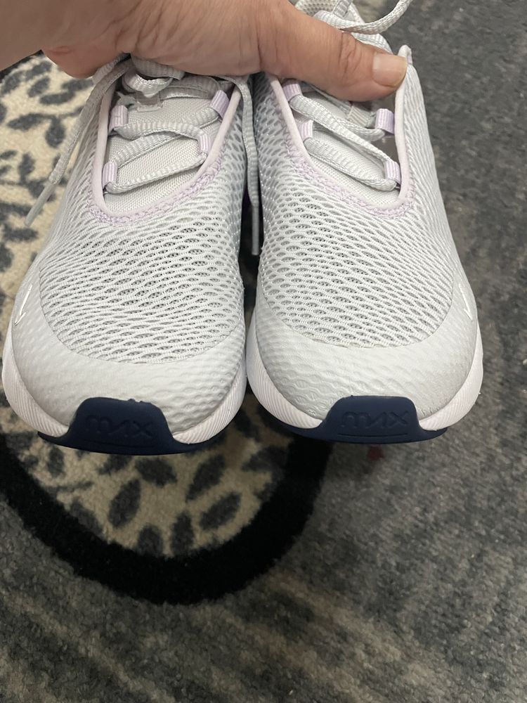 Детски маратонки- Nike air 270