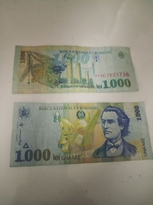 Vind aceste două bancnote la prețul de 5000 Ron bucata rog seriozitate