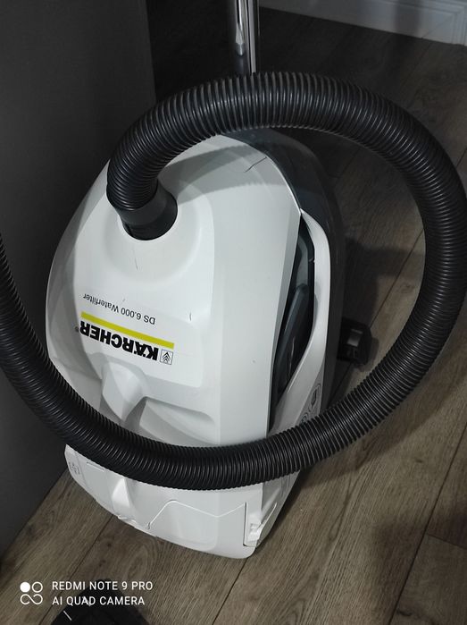 Продам б/у пылесос,в рабочем состоянии