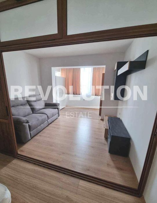 Дава се под наем Двустаен апартамент в Варна, Център - 58 кв.м за 600 € - Снимка #3