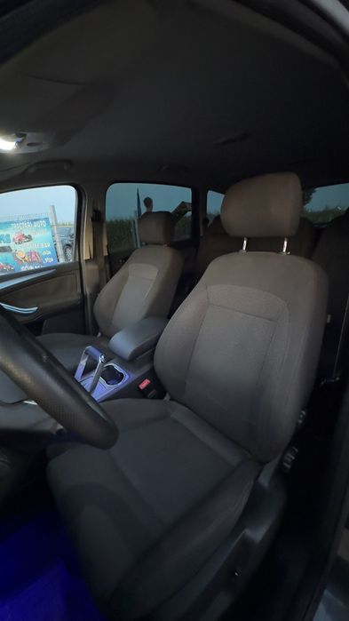 Ford s max motor 1.8 tdci 2009 preț fix